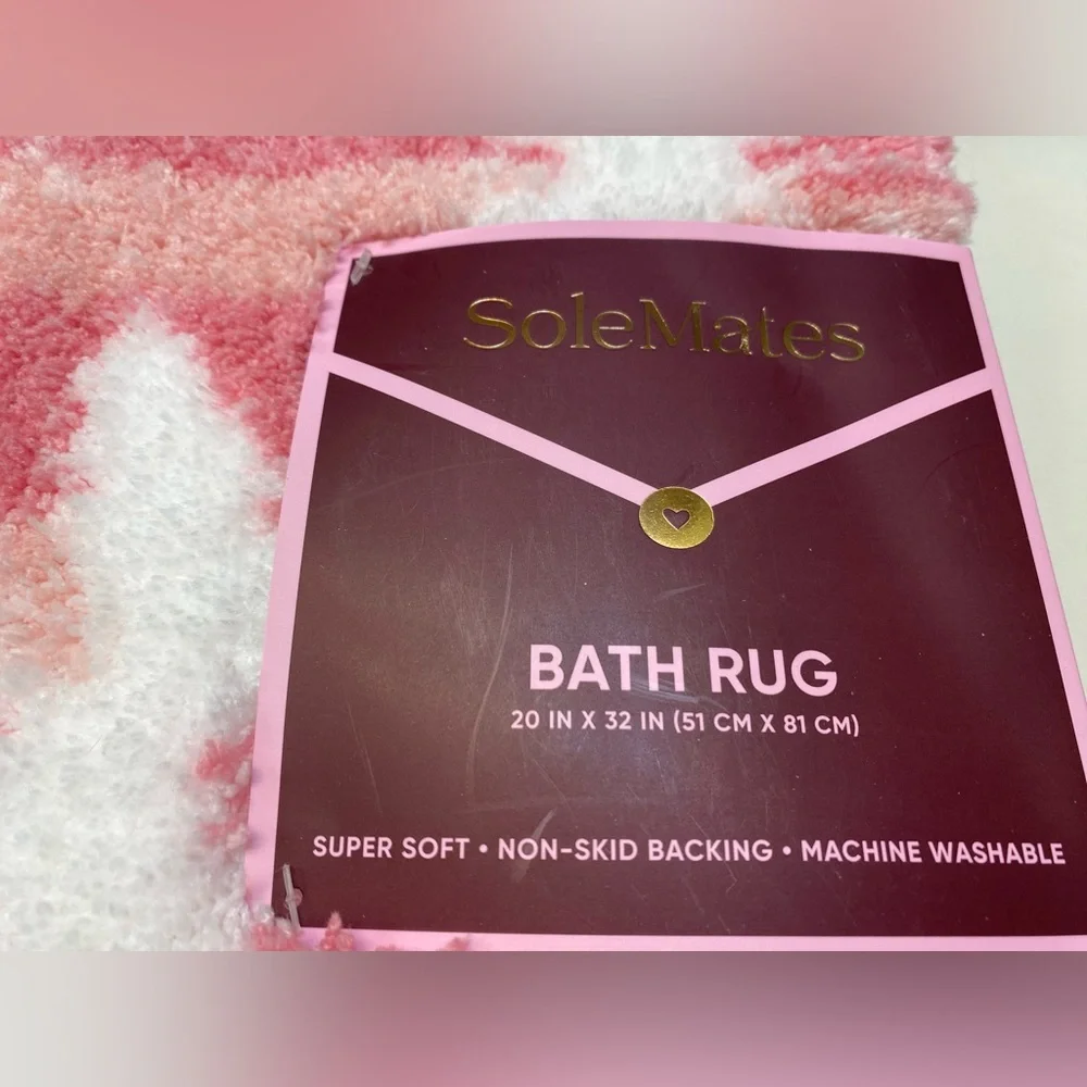 Solemates ❤️ Butterfly Super Soft Cozy Bath Rug 20x32” Pink/White NWT